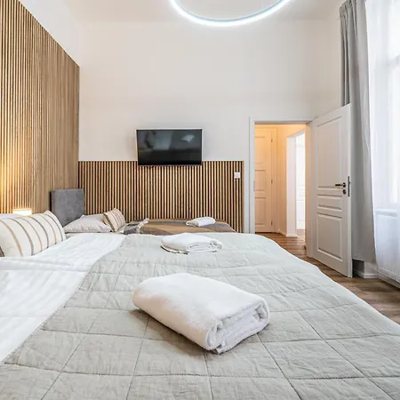 Apartmanovy Dum Centrum Apartment *